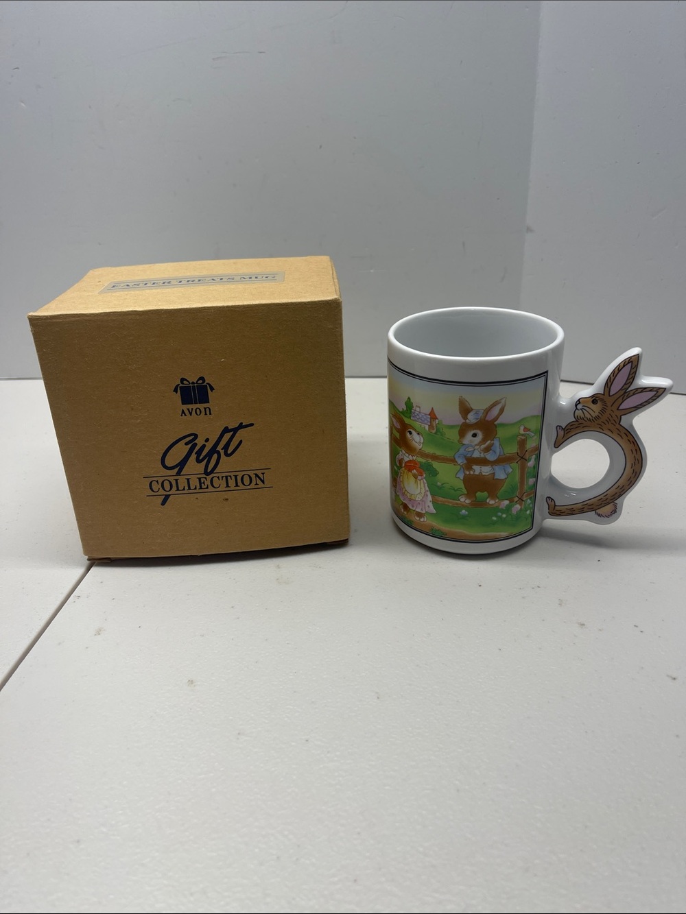 AVON Easter Treats Bunny Rabbits Coffee Mug Cup Tea New In Original Box